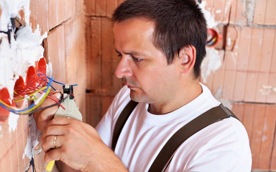électricien installateur Paris 10